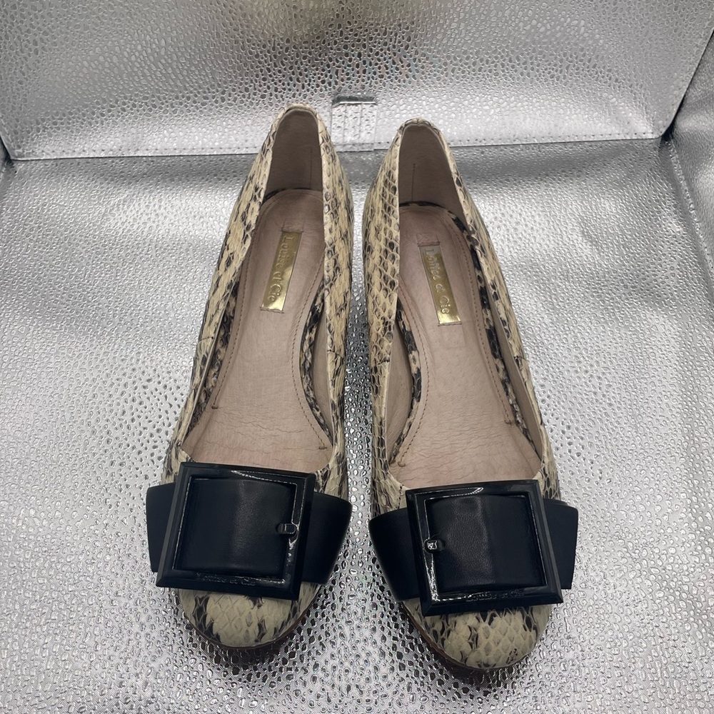 Louise et Cie Size 6 snakeskin print black heel loafers